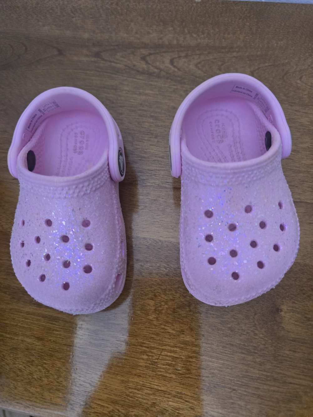 CROCS Kids Sparkle Clog in Light Pink